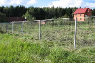 Забор из сетки рабицы в натяг 70 метров фото недорого