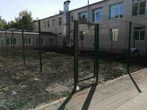 3D заборы для школы 15 метров фото в Шахунье